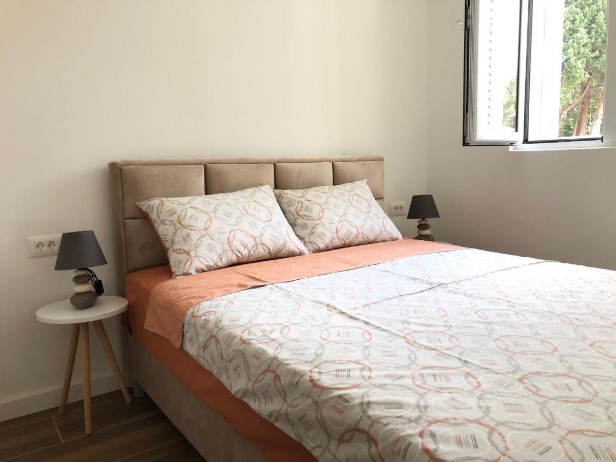 Apartment Sara With Seaview Budva Exterior photo